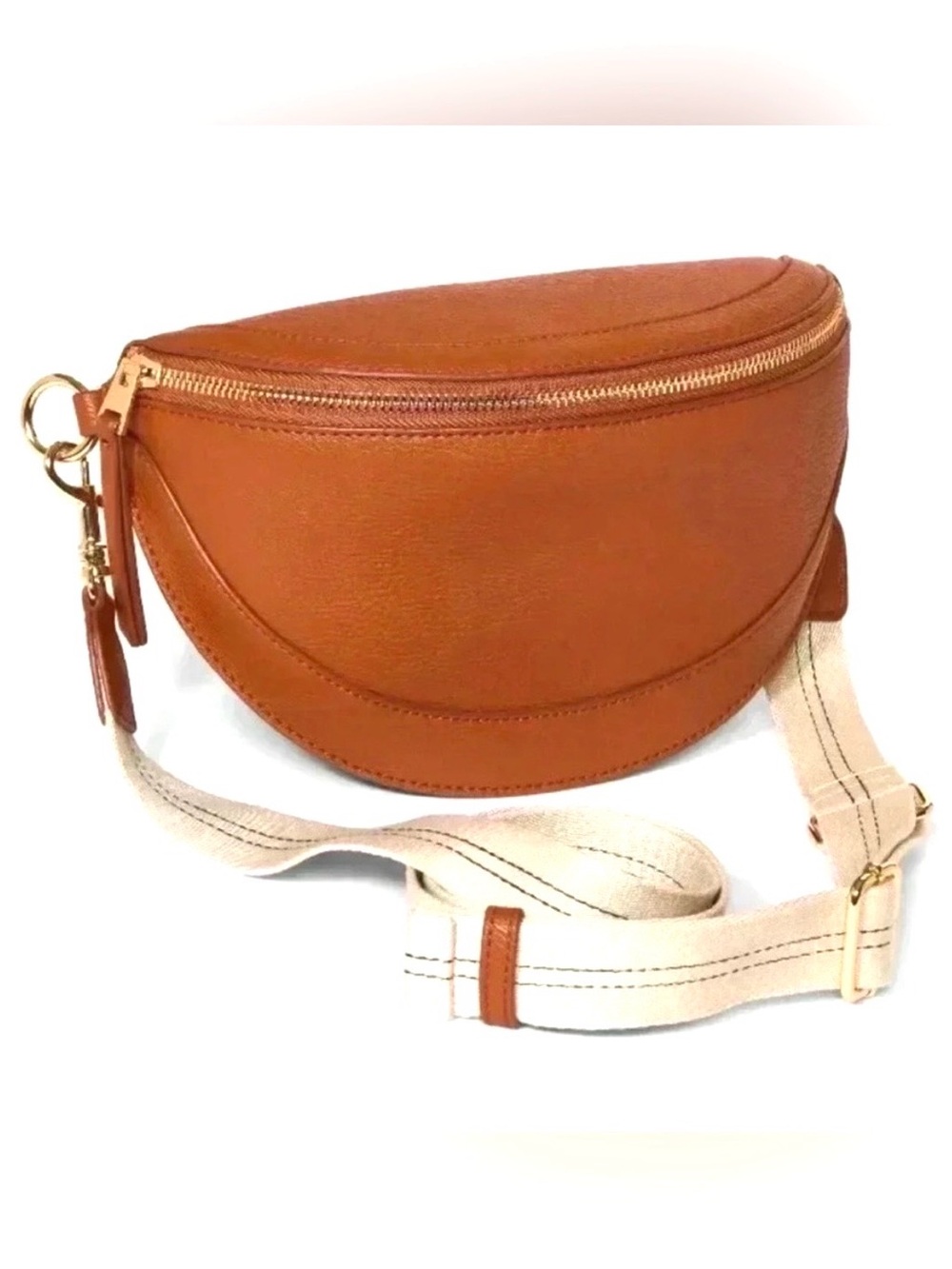 ❗️Universal Thread Tan Half-Moon Crossbody Belt Bag
